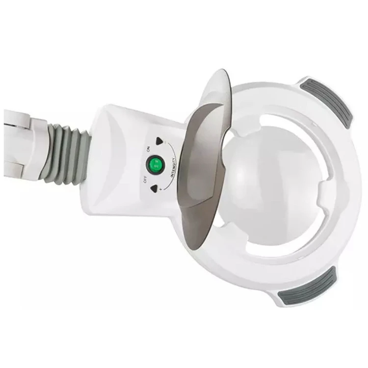 Lampa LED z lupą 3D